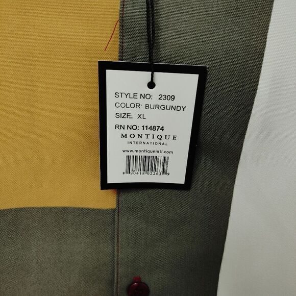 MEN'S MONTIQUE BURGUNDY SQUARE PATTERN SHORT SLEEVE 2 PIECE WALKING SET. - Picture 5 of 10